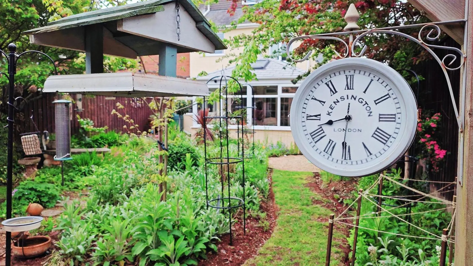 Spacious 3-Bed House - Long Stays - Free Private Parking - Contractor Friendly Exeter 0*,  United Kingdom