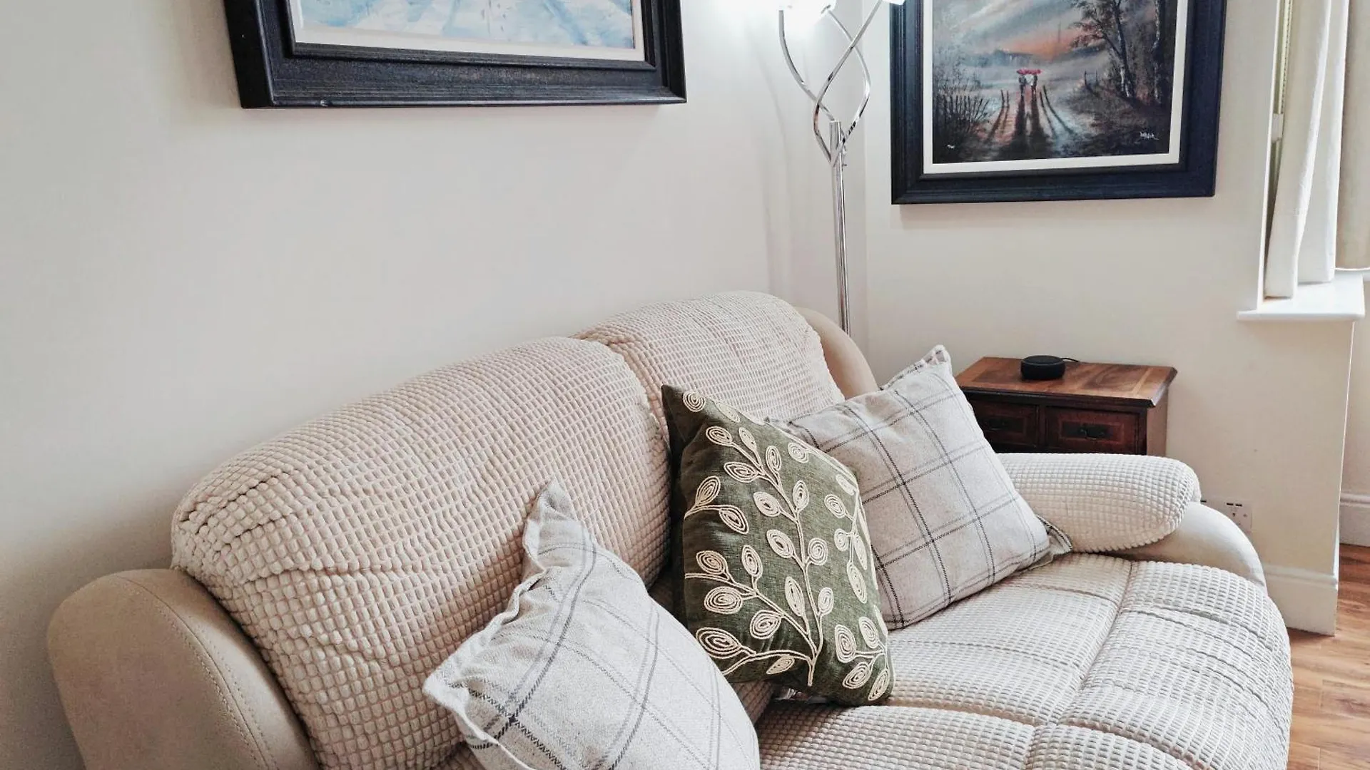Spacious 3-Bed House - Long Stays - Free Private Parking - Contractor Friendly Exeter 0*,  United Kingdom